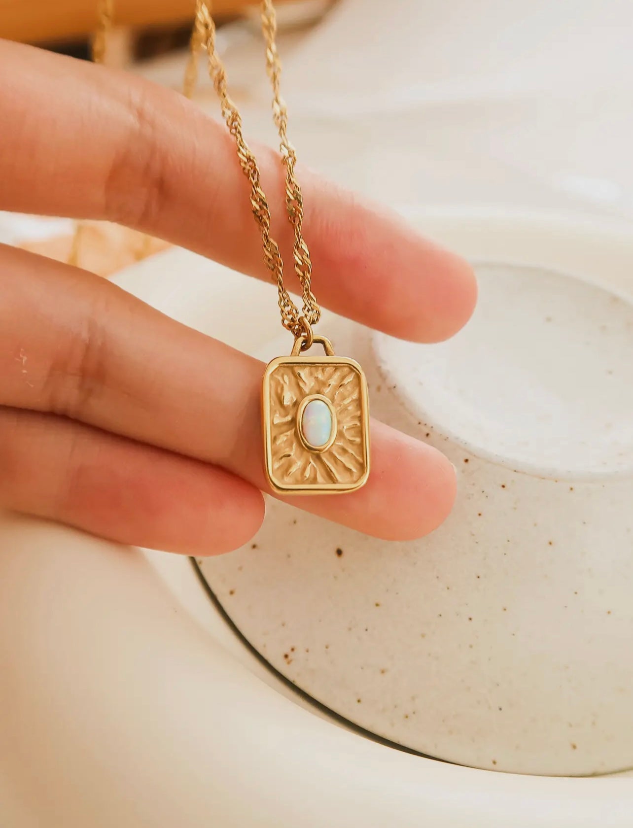 Elaine 18K Non-Tarnish Rectangle Stone
Sun Necklace