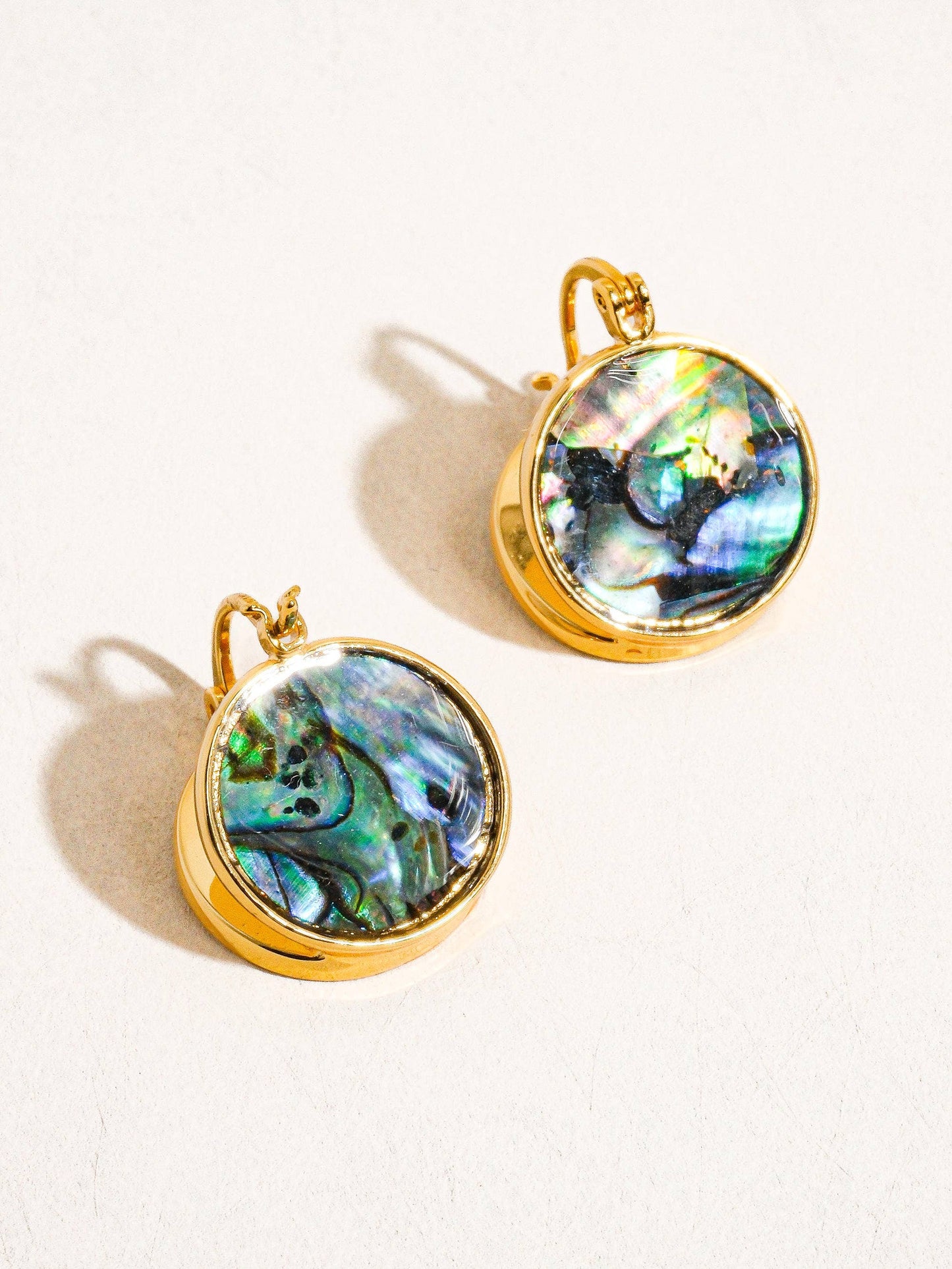 Zarae 18K Gold Round Natural Shell Earring: Multi-Colored