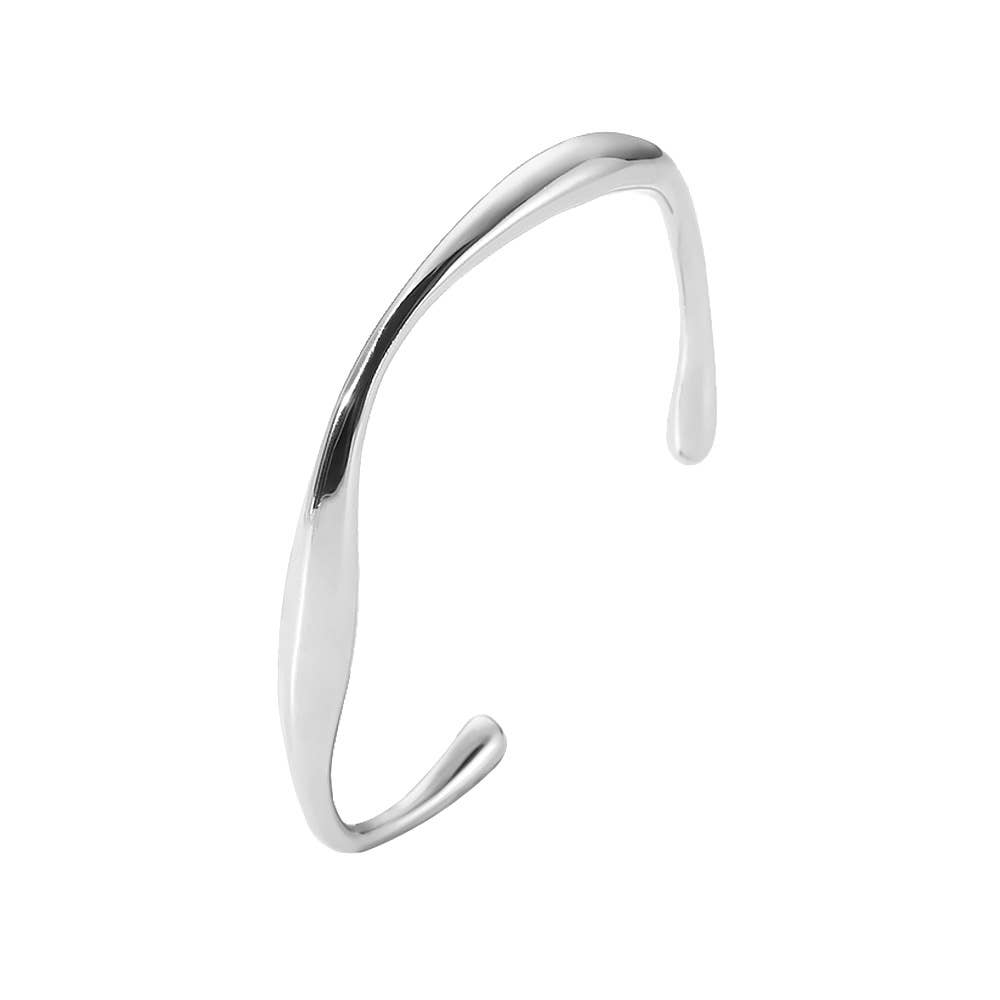Misshape C-shaped Curve Bangle in Silver