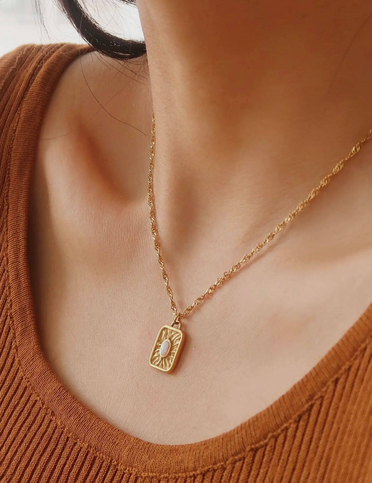 Elaine 18K Non-Tarnish Rectangle Stone
Sun Necklace